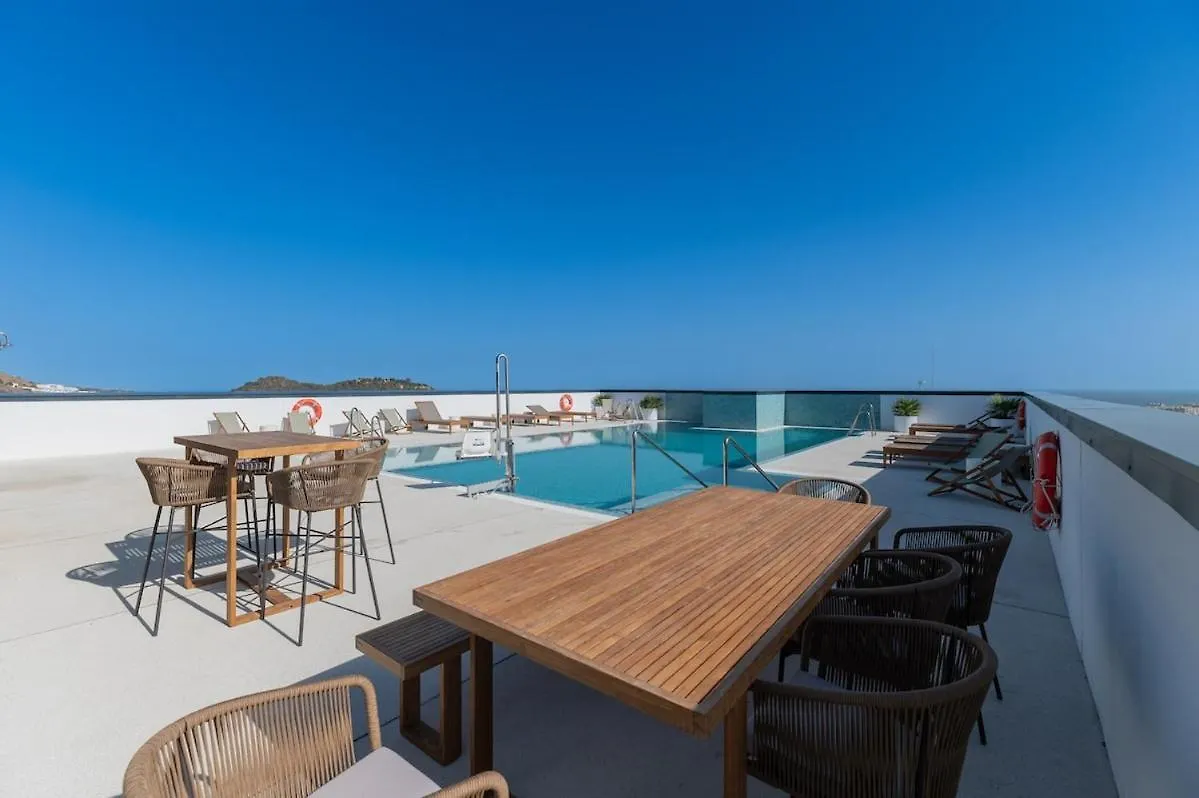 Xpce Urban 17 Malaga Skyline - Parking Free Apartment