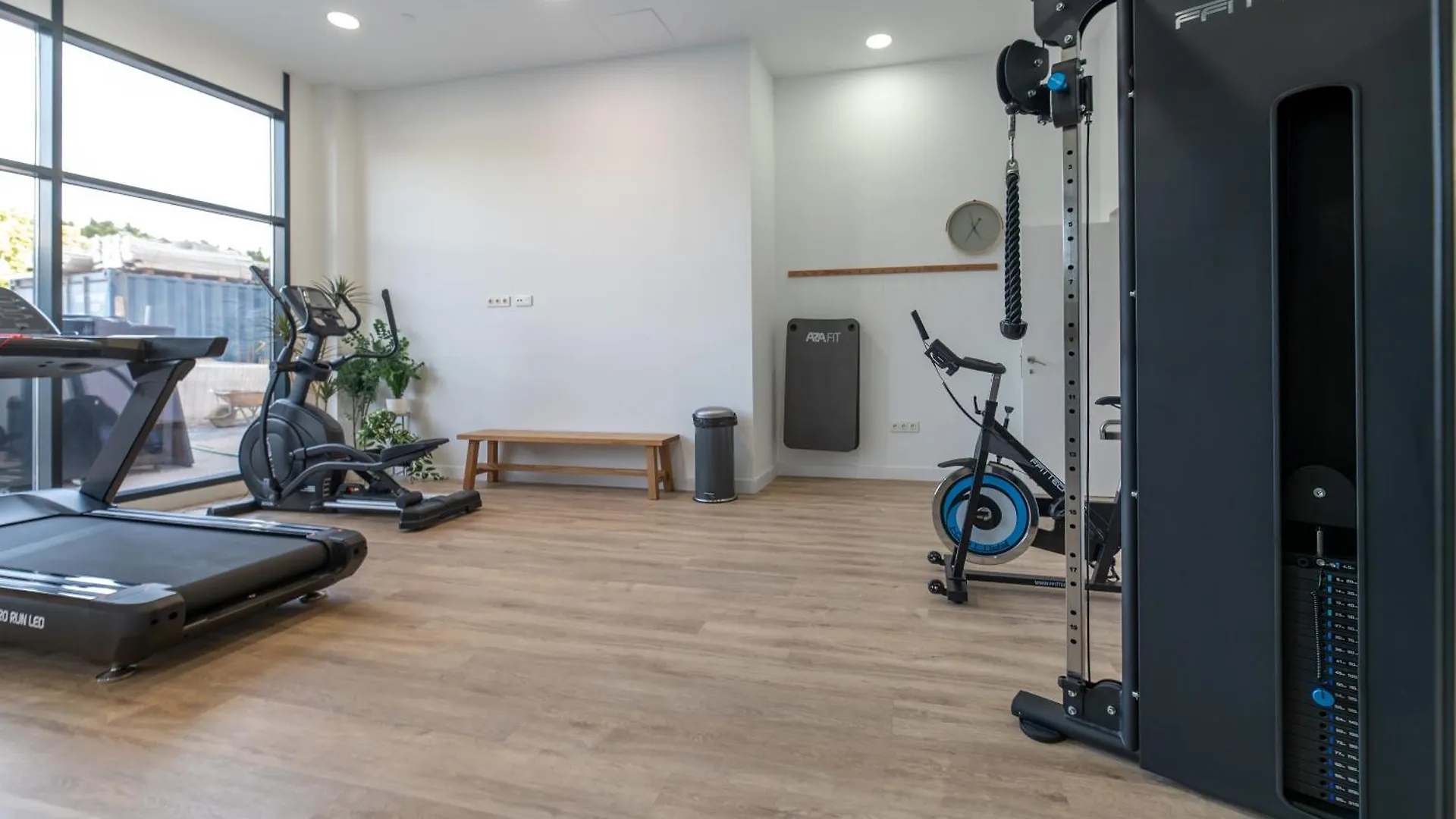 Xpce Urban 17 Malaga Skyline - Parking Free Apartment 0*,  Spain