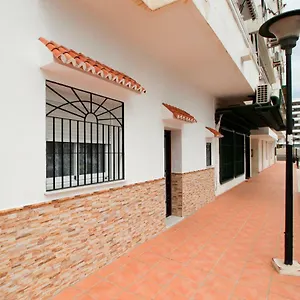 Palacios 6, Nuevo, Playa, Barrio Tranquilo, Todos Servicios, Pa Malaga