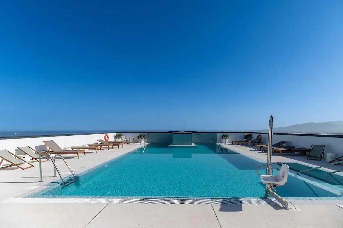 Xpce Urban 17 Malaga Skyline - Parking Free Apartment 0*,