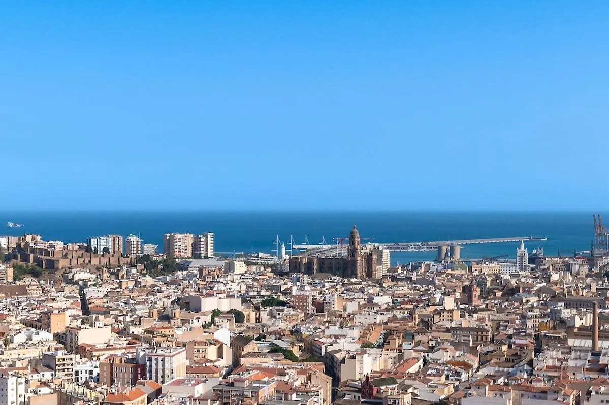 Xpce Urban 17 Malaga Skyline - Parking Free Apartment 0*,