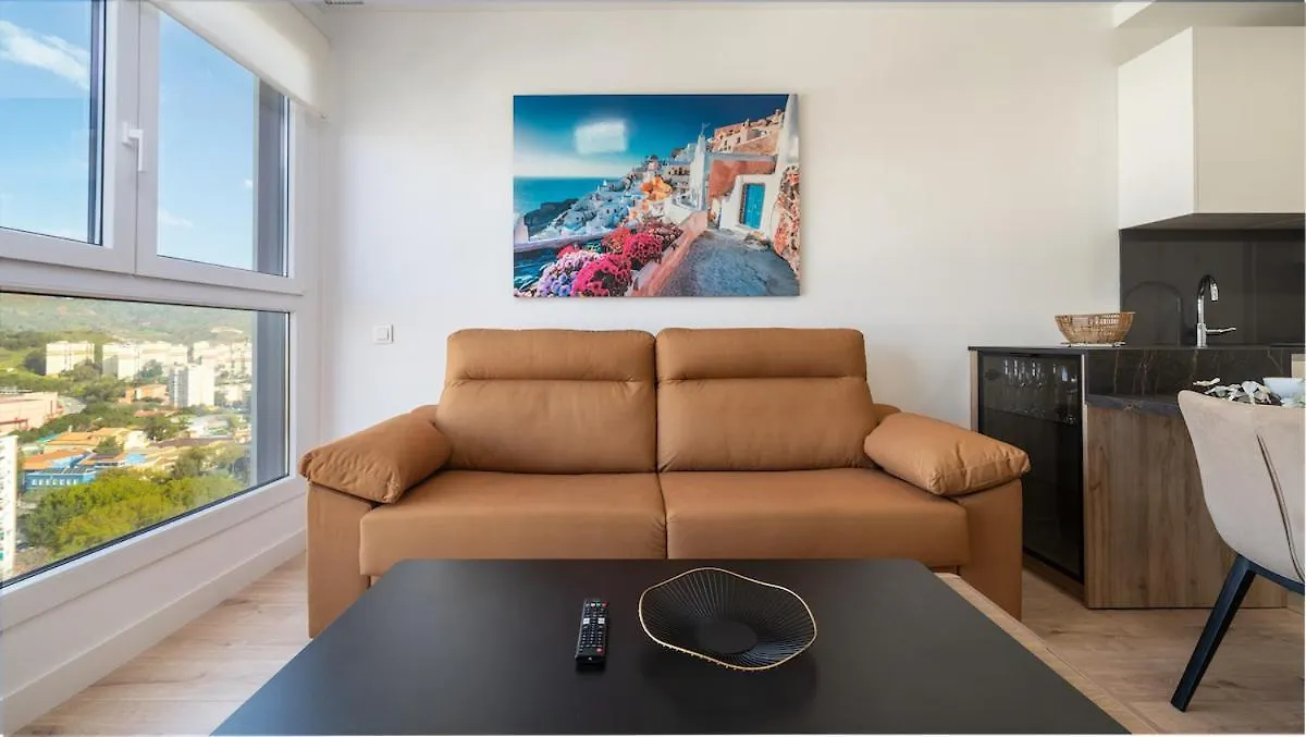 Xpce Urban 17 Malaga Skyline - Parking Free Apartment