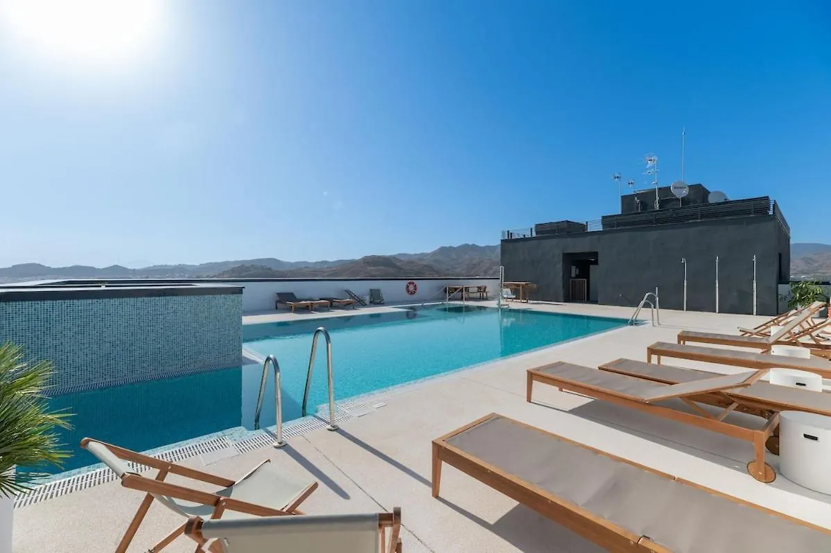 Xpce Urban 17 Malaga Skyline - Parking Free Apartment