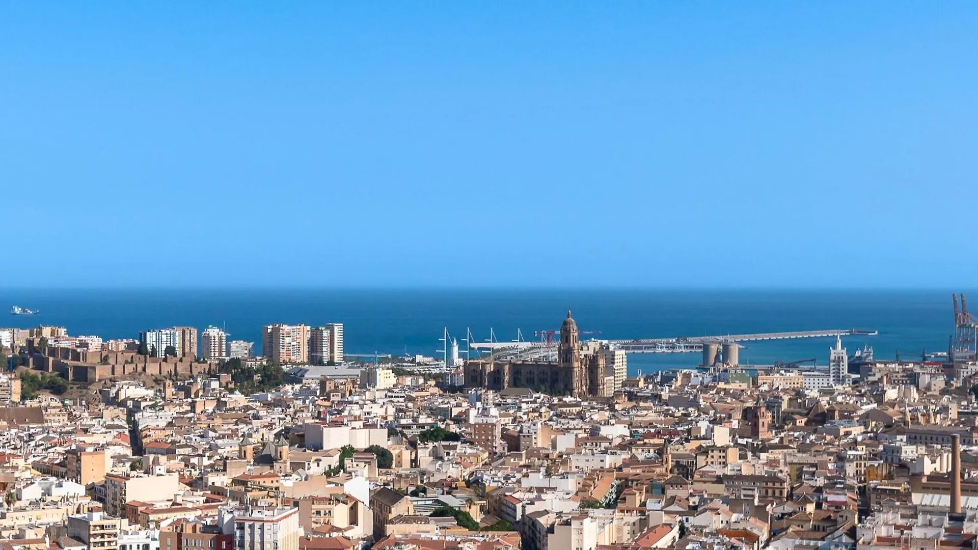 Xpce Urban 17 Malaga Skyline - Parking Free Apartment Spain