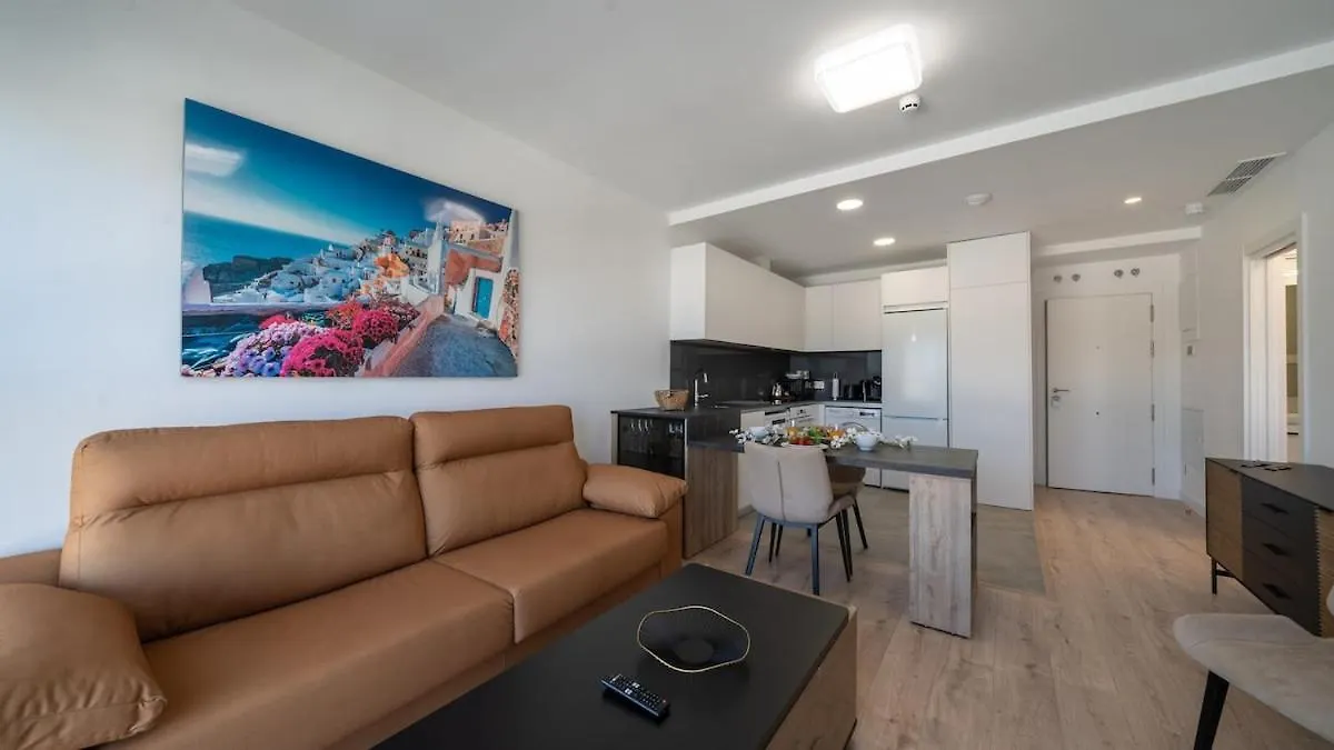 Xpce Urban 17 Malaga Skyline - Parking Free Apartment Spain