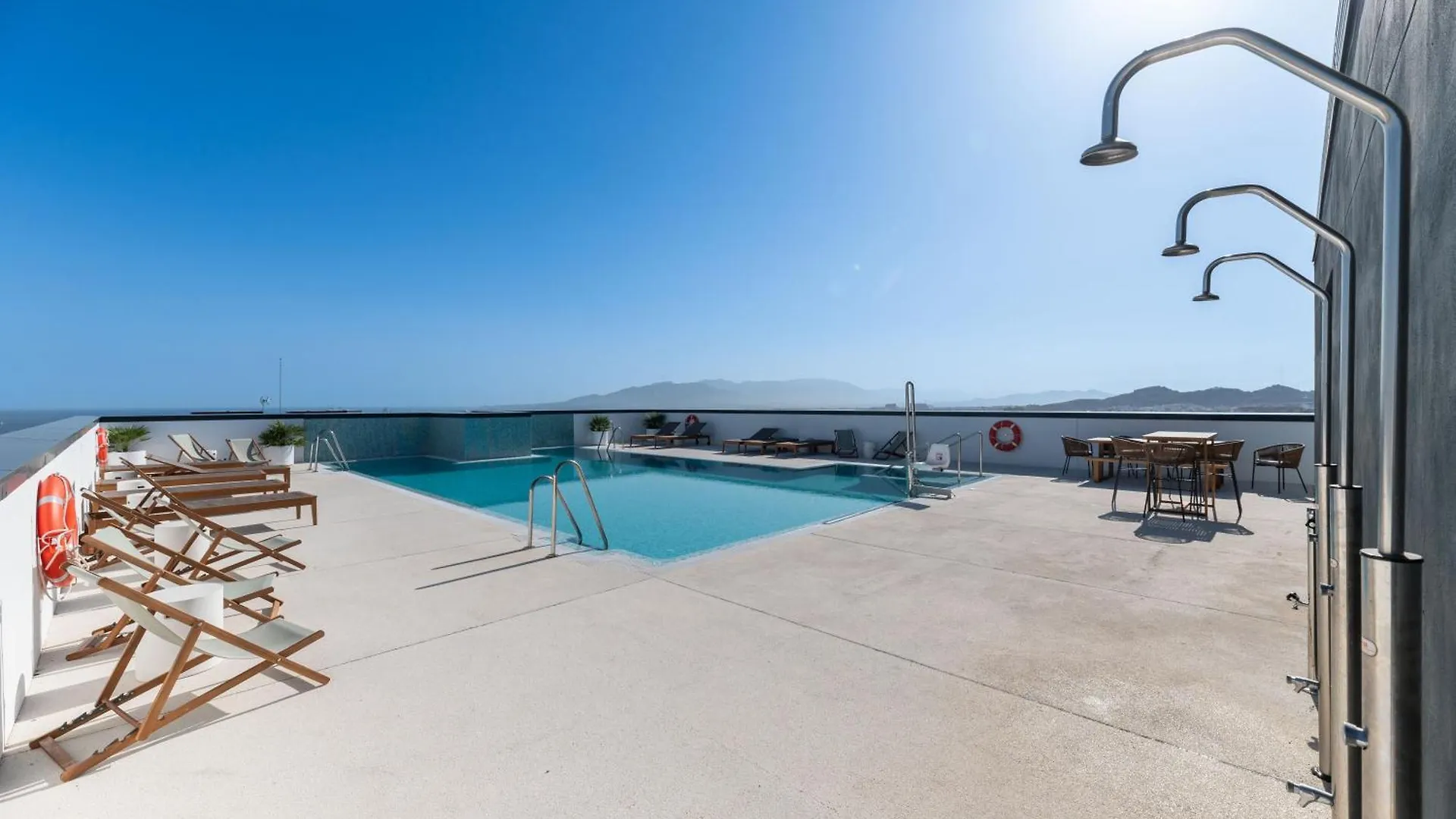 Xpce Urban 17 Malaga Skyline - Parking Free Apartment Spain